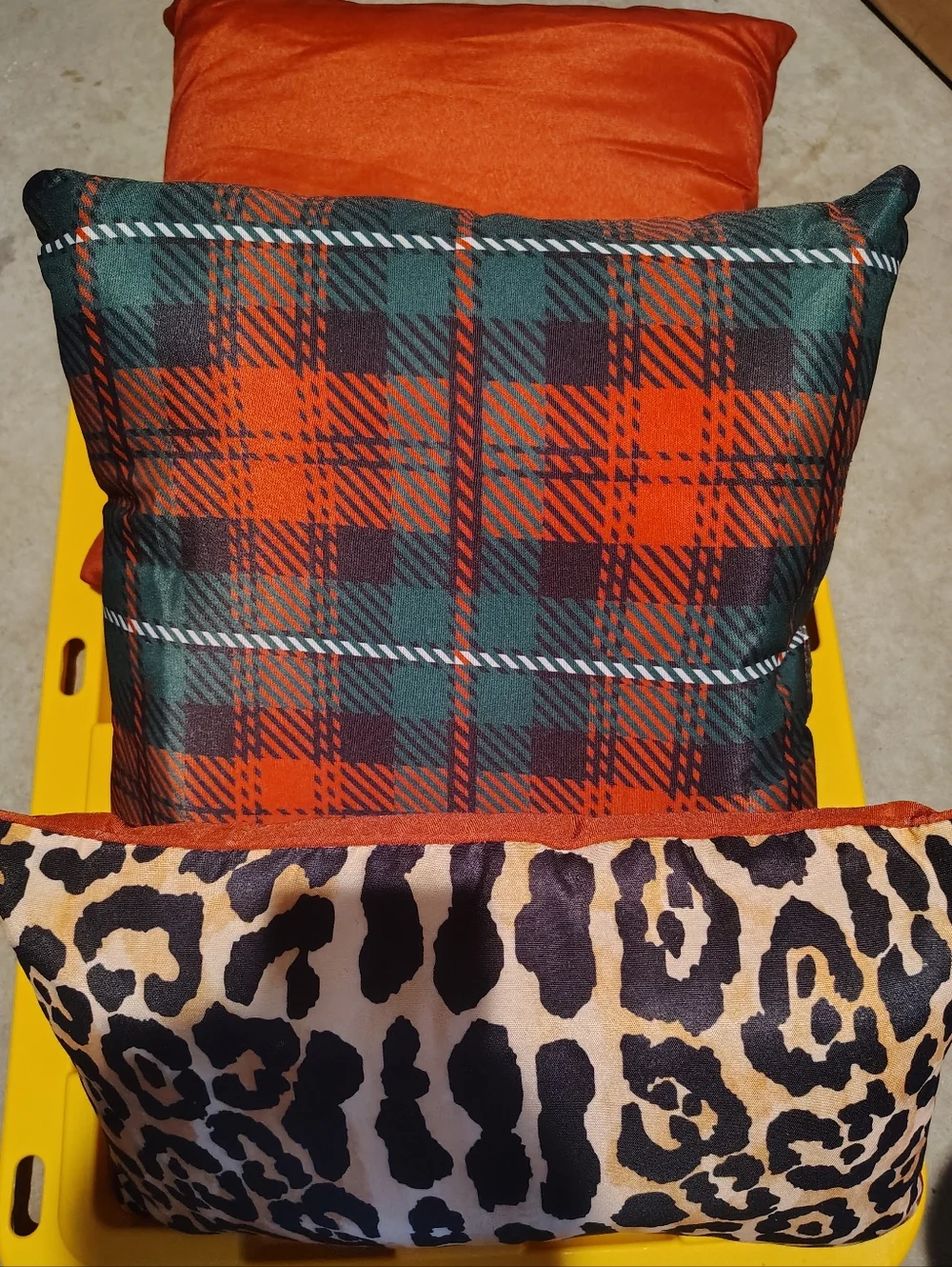 🆕3PC Accent Pillows In Wine, Leopard & Red Green Checkered Print